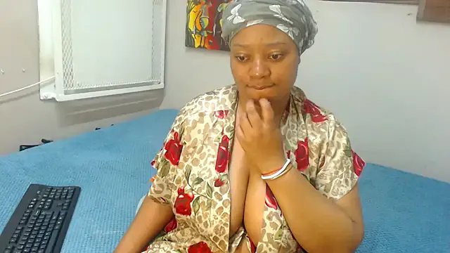 AMAZINGSHAZZXXX on StripChat