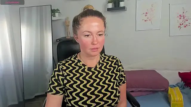 Freechat Amber_Foks on StripChat