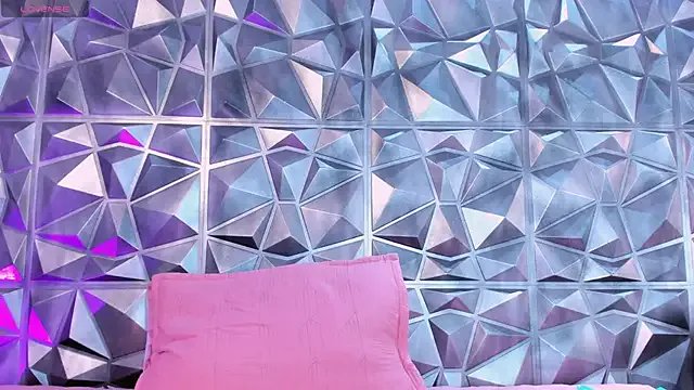 AmberJoyMilf on StripChat