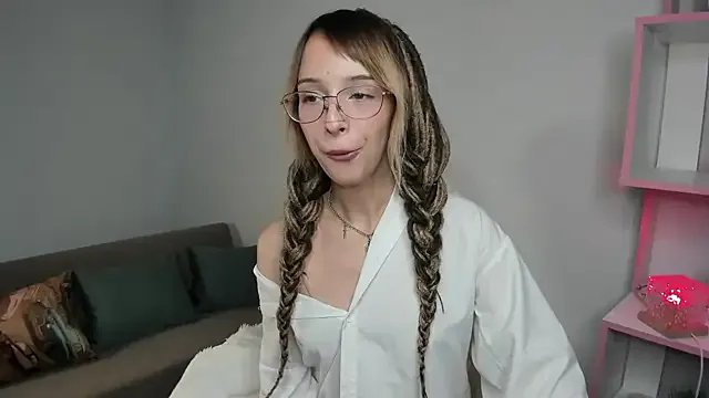 Ameli_Shell on StripChat