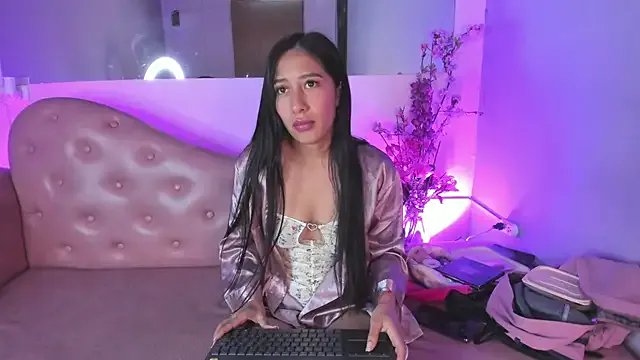 Amelia_Rivas on StripChat