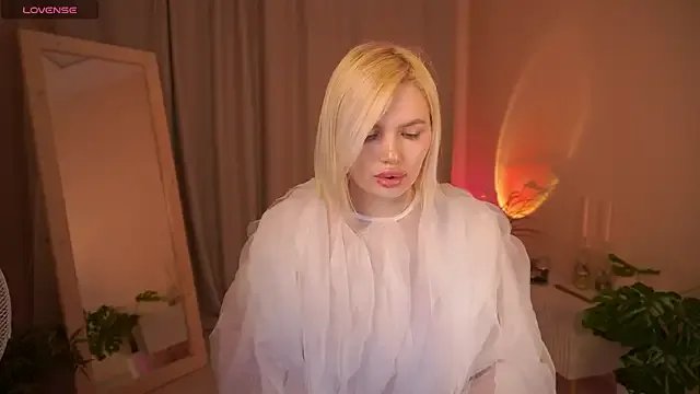 AmeliaWeells on StripChat