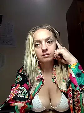 Freechat Ami_Foxy on StripChat