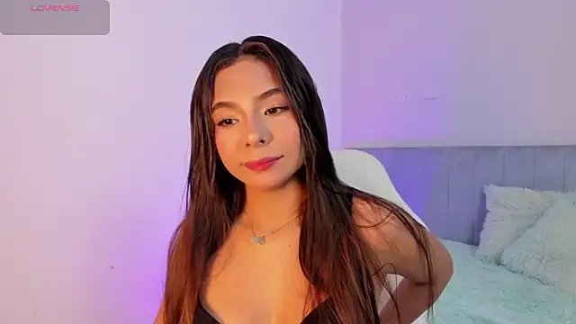 amira_cute2 on StripChat