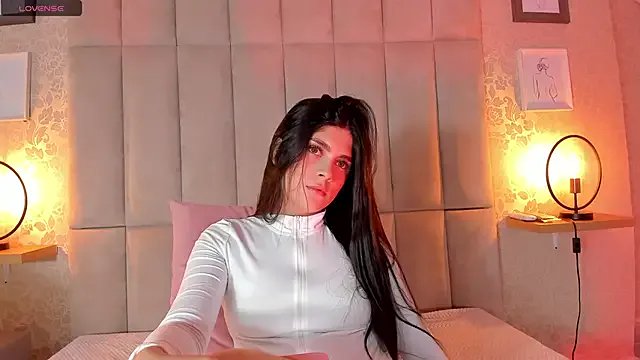 Amy-Saenz on StripChat