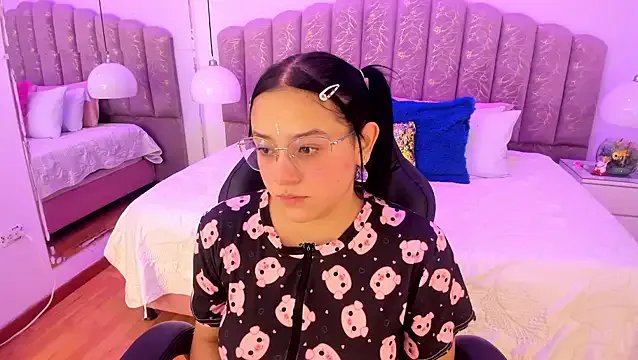 Amy_Ferreira — Massage in ass 