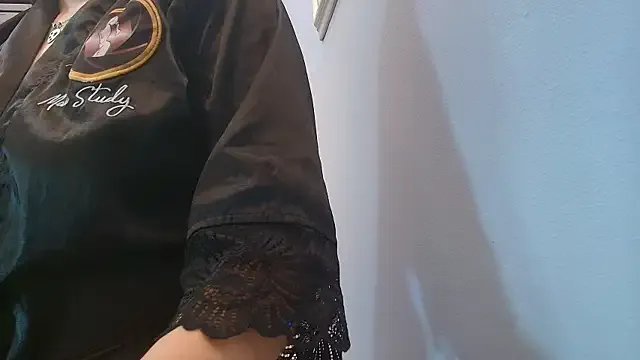 Amy_wats0n on StripChat