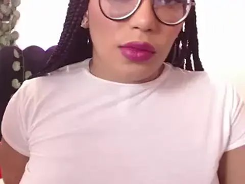 AmyBriiggs on StripChat