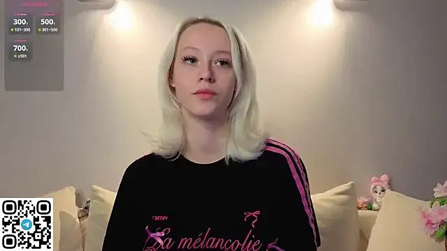 Anadeyaaa on StripChat