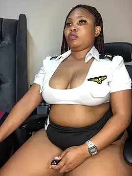 Anaelle24 on StripChat