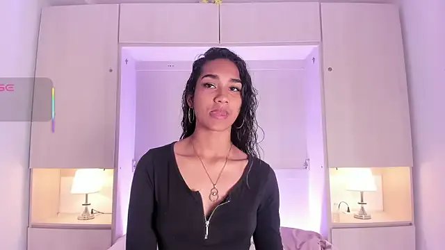 AnahiCollins on StripChat