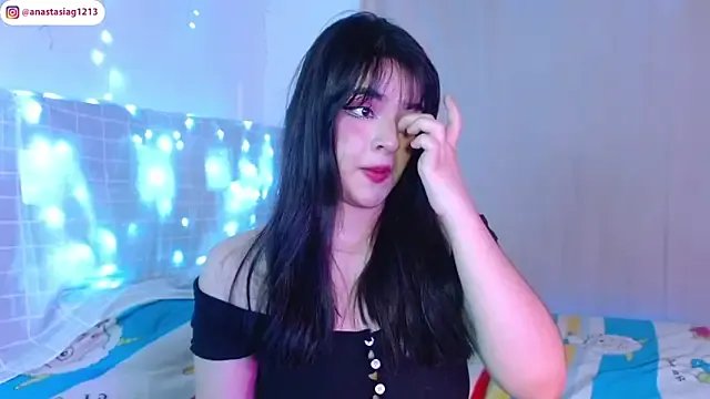 Anastasia1213 on StripChat