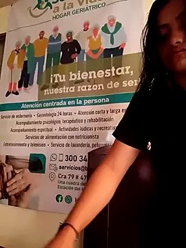 ANDREA-10_ on StripChat