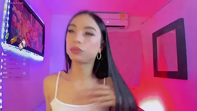 AndreaSweet_ on StripChat