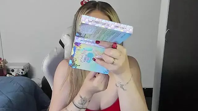 Andreina_Suann on StripChat