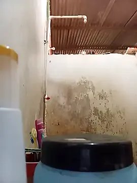 Andreita_95 on StripChat