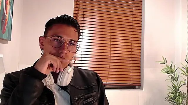 Andy_Joy_ on StripChat