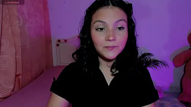 Angel-Caribbean on StripChat