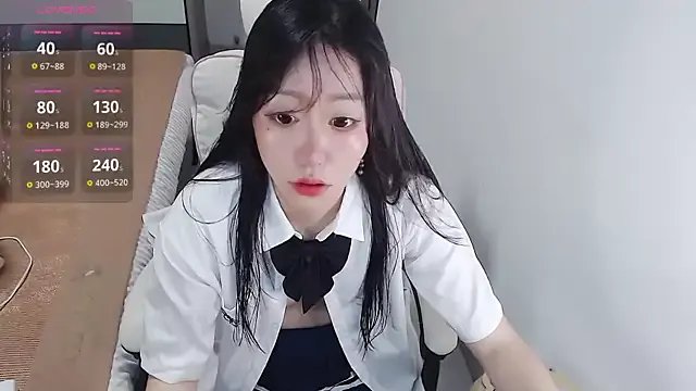 Angela-AMY on StripChat