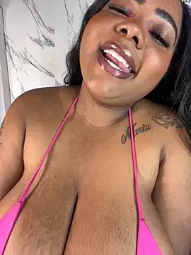 angelGgold on StripChat