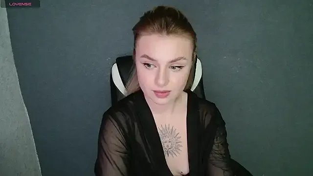 AngelicaHollywood on StripChat