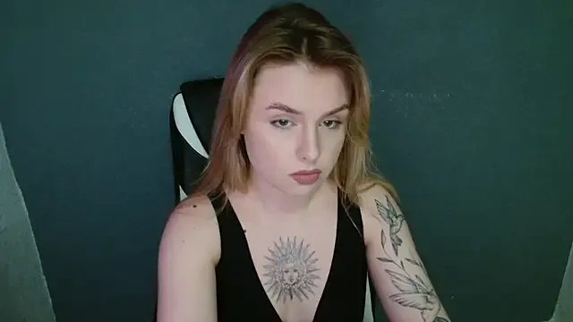 AngelicaHollywood on StripChat