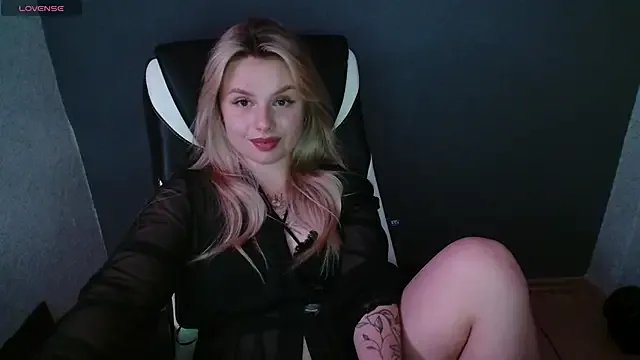 AngelicaHollywood on StripChat