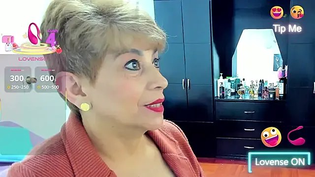 Angelina_Stone_65 on StripChat