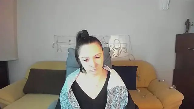 Freechat AngellLika on StripChat