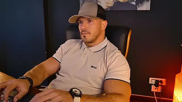 AngeloEric on StripChat