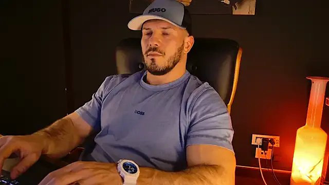 AngeloEric — Freechat on StripChat