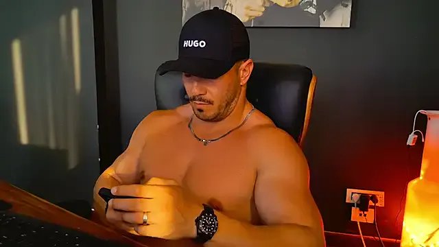 AngeloEric on StripChat