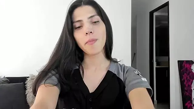 angelturned001 on StripChat