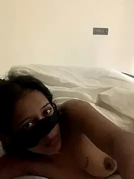 angry_couplez on StripChat