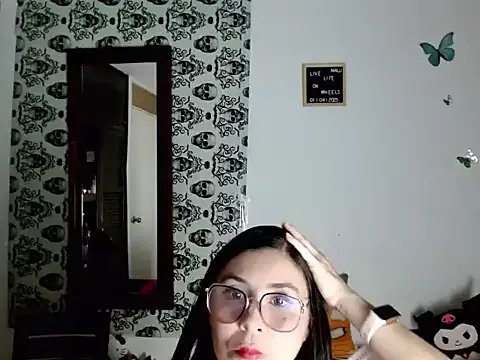 anii_mantilla on StripChat