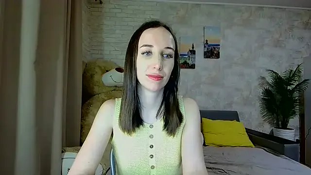 Anika_bloom on StripChat