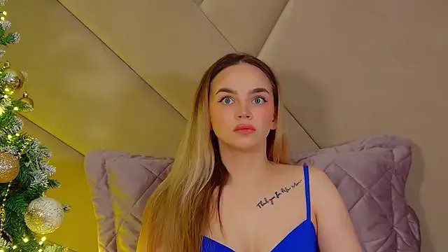 AnitaVenture on StripChat