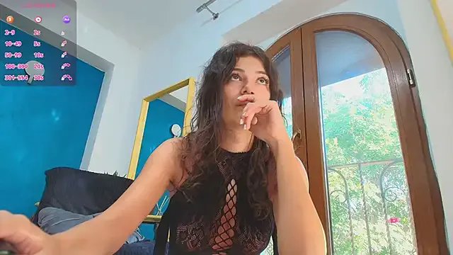 Anna_Lewis on StripChat