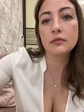 AnnaBri on StripChat