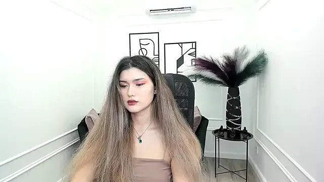 AnneTLi on StripChat