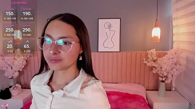 Annie__2 on StripChat