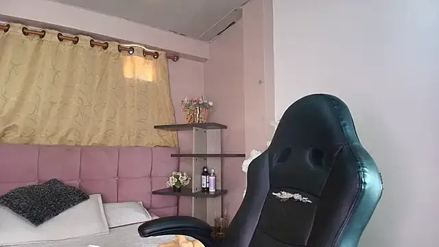 Annie_Lii_ on StripChat