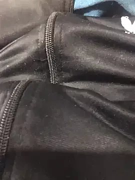 annie_thomson00 on StripChat