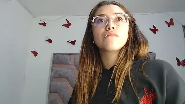 Anny-Fox on StripChat