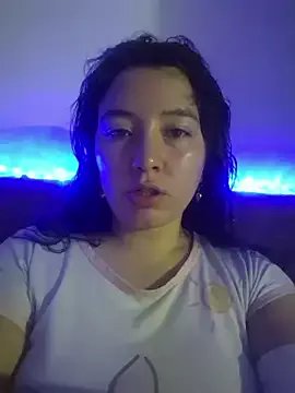 annyaparis on StripChat