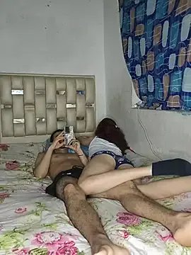 Anthonela0069 — Kisses and Caresses/ besos y caricia