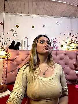 antonella87 on StripChat