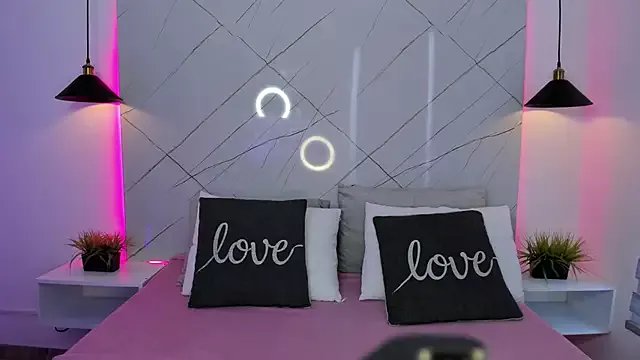 ANTONELLA__ROUSE_ on StripChat