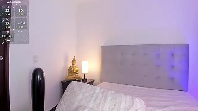 Antonellaa_Gomez on StripChat