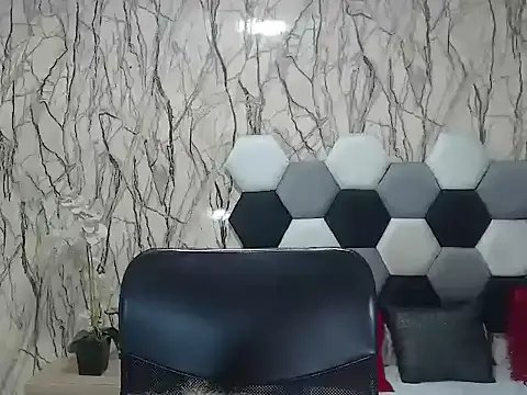 AntonellaBlanc on StripChat